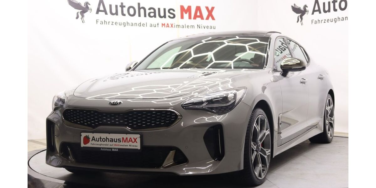 Kia Stinger 124.871 km 28.490 &euro; Mannheim 68219