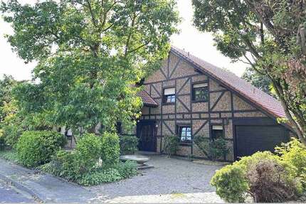 Haus zum Kaufen in Brüggen 675.000 € 286 m² 5 zimmer