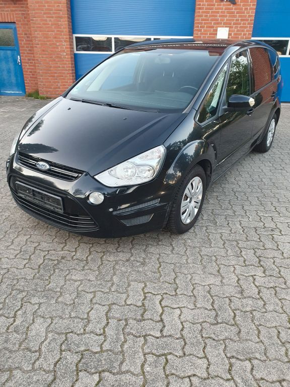 Ford S-Max 205.111 km 5.900 € Neumünster 24536