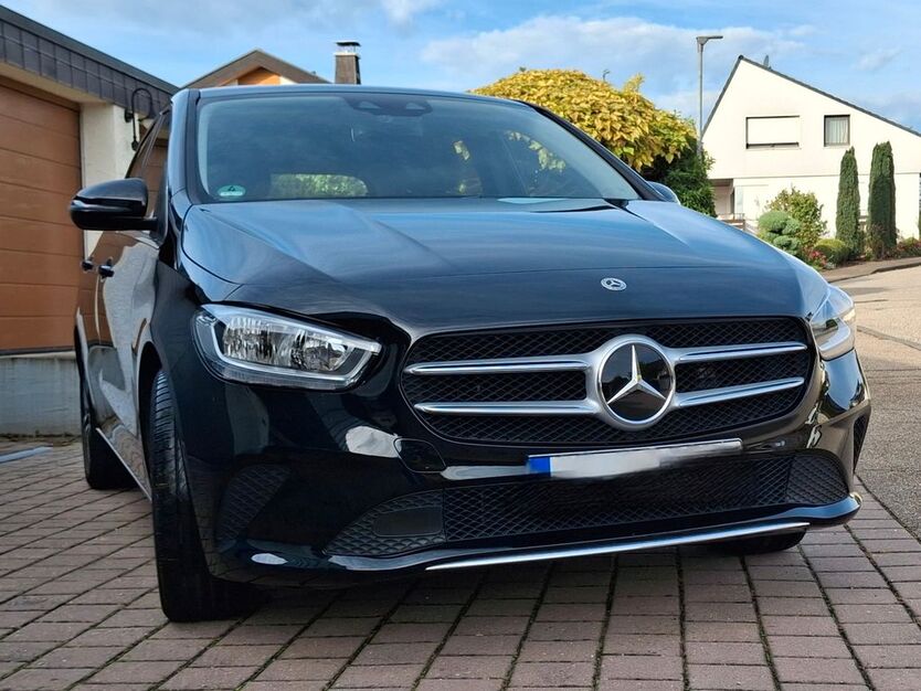 Mercedes-Benz B 250 37.500 km 24.850 € Abtsgmünd 73453