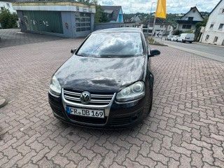 VW Golf 260.000 km 1.950 &euro; Idar-Oberstein 55743