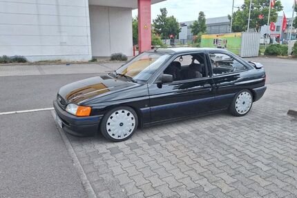 Ford Escort 95.000 km 3.500 &euro; Friedersdorf 15754