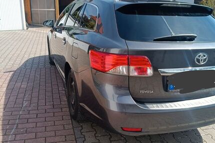 Toyota Avensis 200.500 km 6.200 &euro; Jettingen 71131