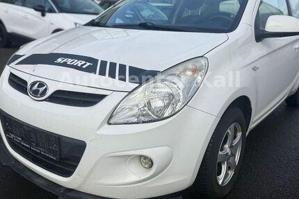 Hyundai i20 148.000 km 1.990 &euro; Kall 53925
