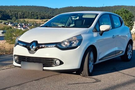 Renault Clio 111.600 km 6.900 &euro; Aldingen 78554
