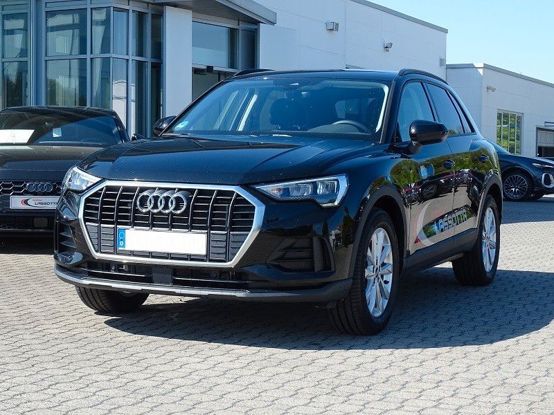 Audi Q3 9.000 km 35.500 € Meißen 01662