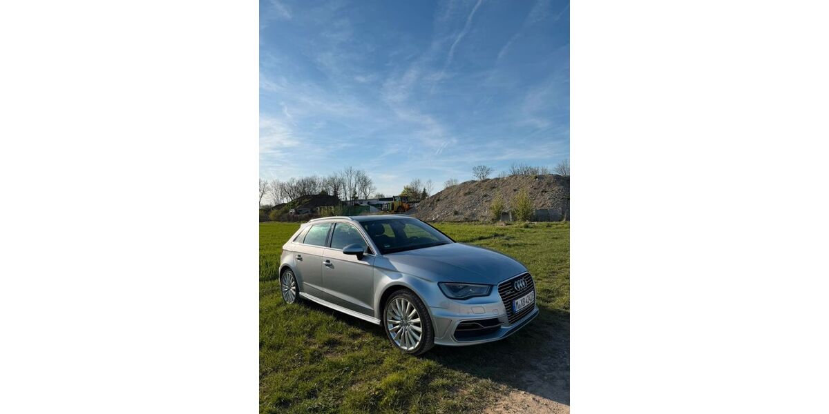 Audi A3 177.000 km 12.000 &euro; München 81825