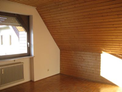 Sonnige 4-Zimmer-Wohnung mit Dachstudio & Südbalkon - zentrumsnah - Maisonettenwohnung Villingen-Schwenningen Schwenningen | Angebot:25942385
