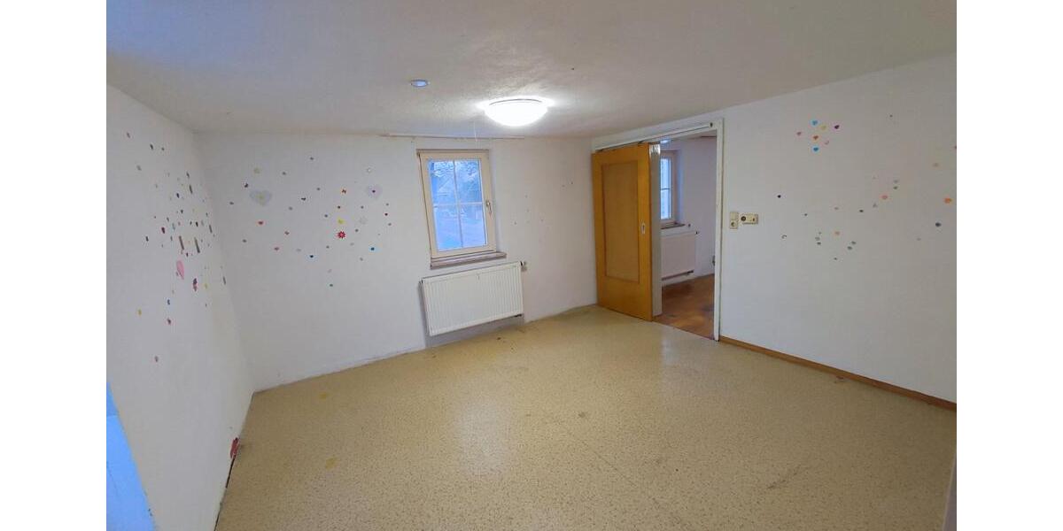 Etagenwohnung Ilshofen - 3 Zimmer, 70 m&sup2;, 800&euro; | Angebot:26145805