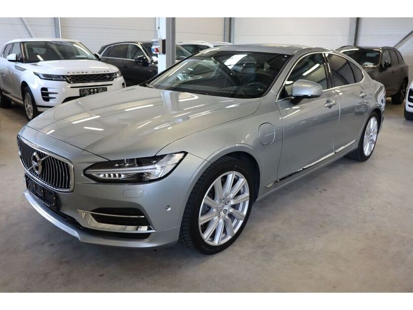 S90