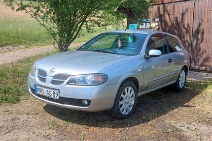 Nissan Almera 137.094 km 990 &euro; Kurort Seiffen 09548