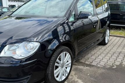 VW Touran 168.523 km 3.490 &euro; Mannheim 68309