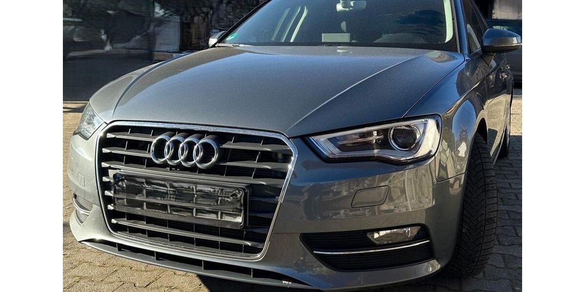 Audi A3 175.300 km 12.200 &euro; Cham 93413