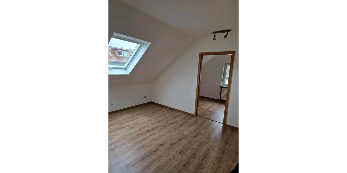 Dachgeschoßwohnung Herzebrock-Clarholz Clarholz - 3 Zimmer, 74 m&sup2;, 600&euro; | Angebot:25929416