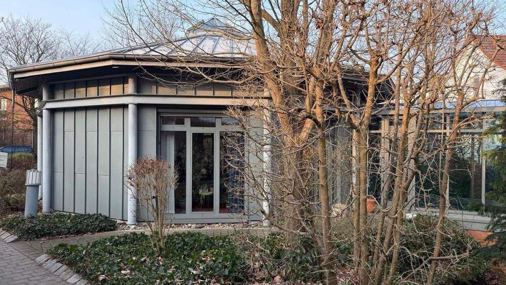 Gewerbeobjekt Ahrensburg - 9 Zimmer, 350 m&sup2;, 1.260.000&euro; | Angebot:25779529