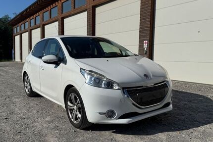 Peugeot 208 121.333 km 3.600 &euro; Ravensburg 88212