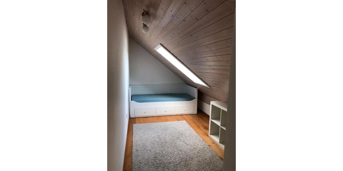 Etagenwohnung Bad Königshofen im Grabfeld - 4 Zimmer, 100 m&sup2;, 800&euro; | Angebot:26058115