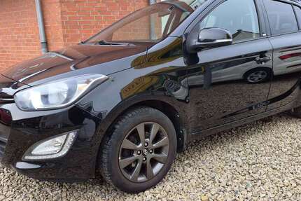 Hyundai i20 78.177 km 5.290 &euro; Bergheim 50126