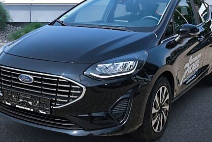 Ford Fiesta 15.000 km 15.990 &euro; Hartmannsdorf 09232