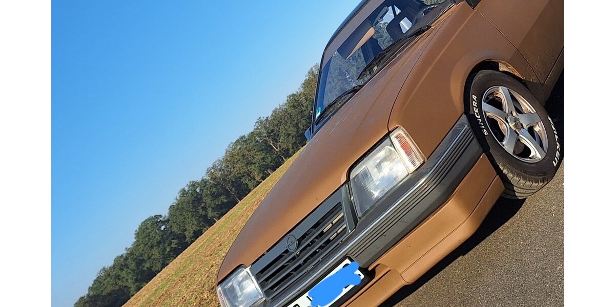 Opel Ascona C 89.640 km 4.500 &euro; Heideblick 15926