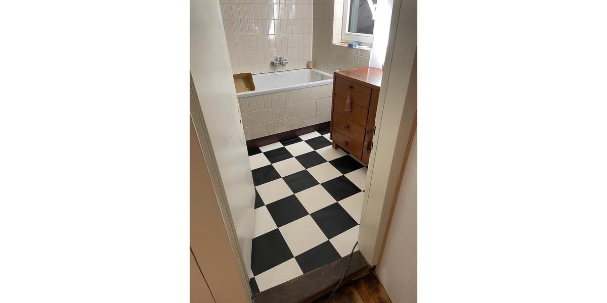 Einfamilienhaus Tübingen - 4 Zimmer, 90 m&sup2;, 1.300&euro; | Angebot:24868945