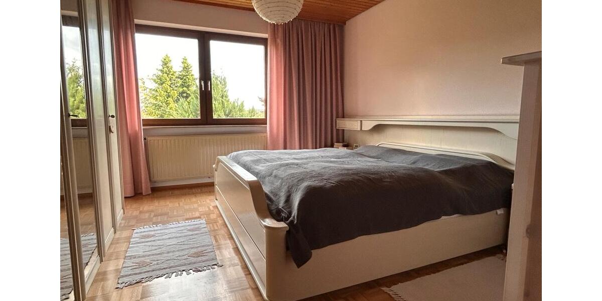 Doppelhaushälfte Niederwerrn - 7 Zimmer, 140 m&sup2;, 425.000&euro; | Angebot:25605904