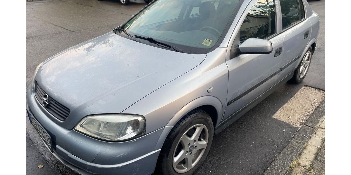 Opel Astra 210.000 km 1.100 &euro; Böblingen 71034
