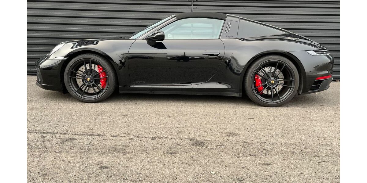 Porsche 992 19.700 km 169.870 &euro; Passau 94032