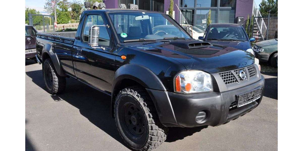 Nissan Navara 165.000 km 7.950 &euro; Mannheim 68305