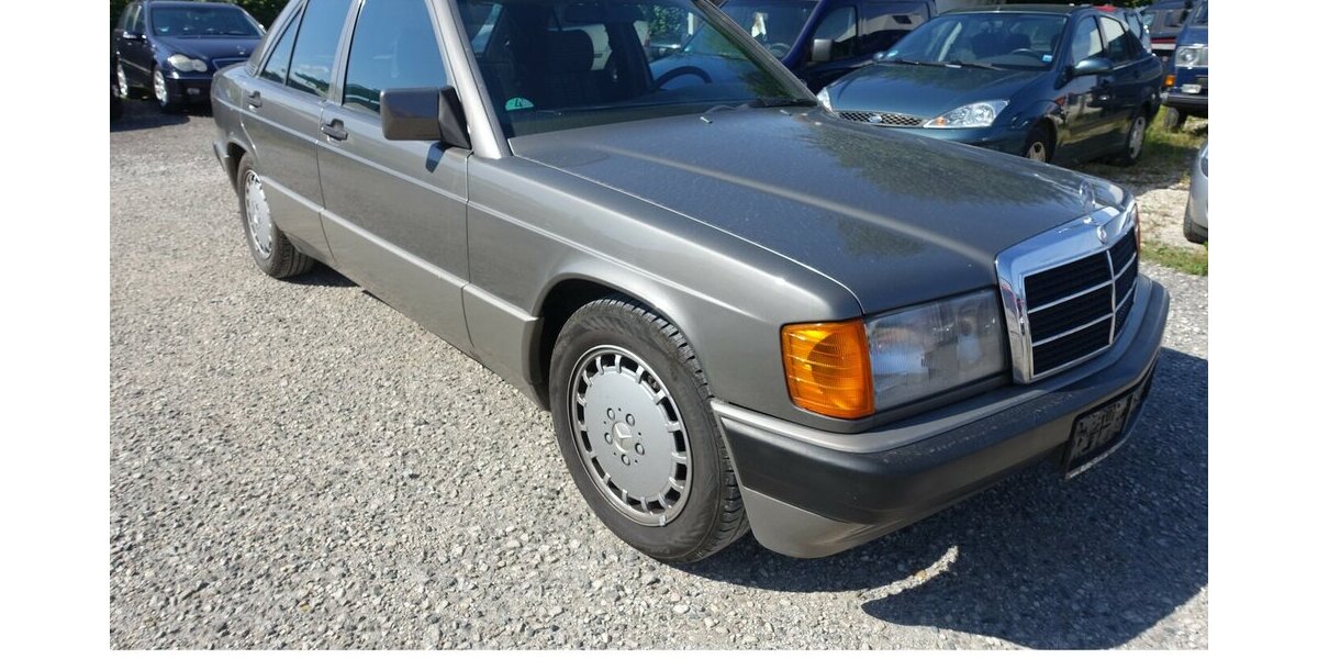 Mercedes-Benz 190 E 2.3 H-Kennz. Oldtimer eSHSD Verschl-t. neu g 212.900 km 7.950 € Neumarkt/OPf 92318