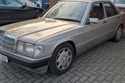 Mercedes-Benz 190 186.300 km 8.900 &euro; Loxstedt 27612