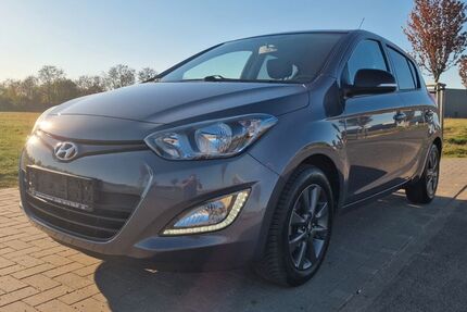 Hyundai i20 33.000 km 6.750 &euro; Strausberg 15344