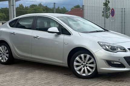 Opel Astra 104.000 km 5.999 &euro; Riedstadt-Goddelau 64560
