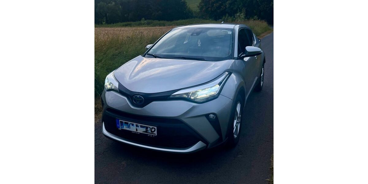 Toyota C-HR 30.800 km 22.999 &euro; Bebra 36179