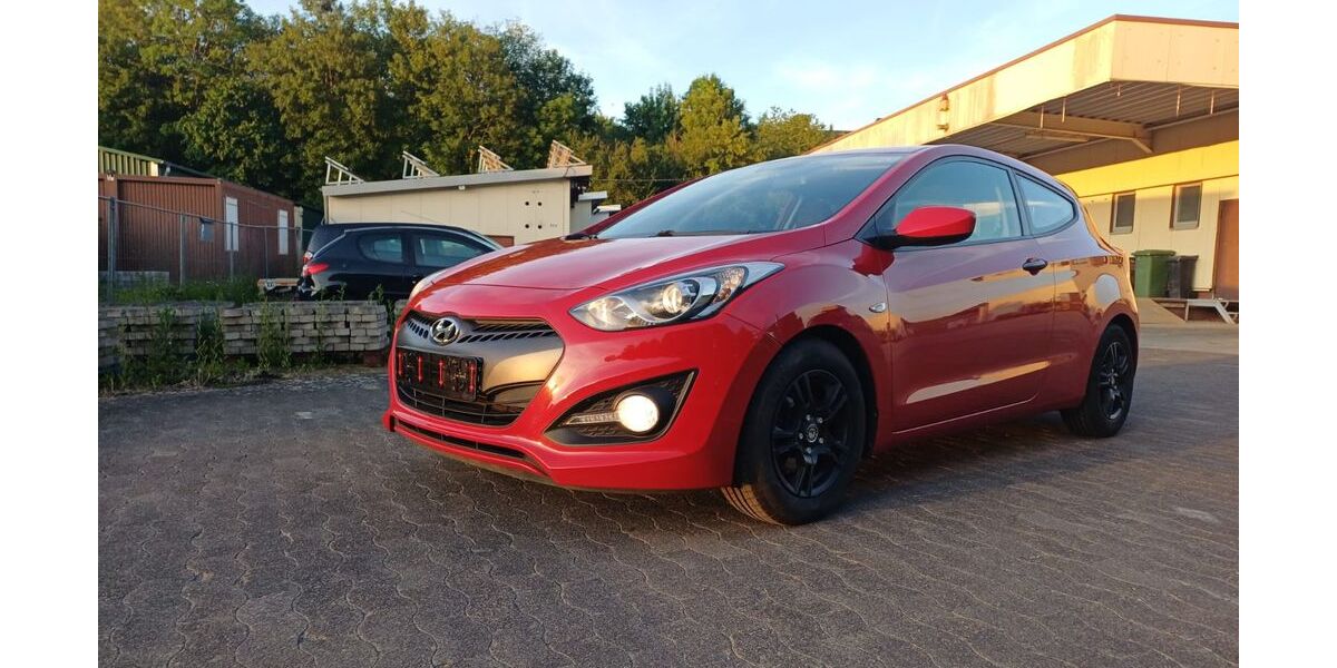 Hyundai i30 171.640 km 4.490 &euro; Sundern 59846