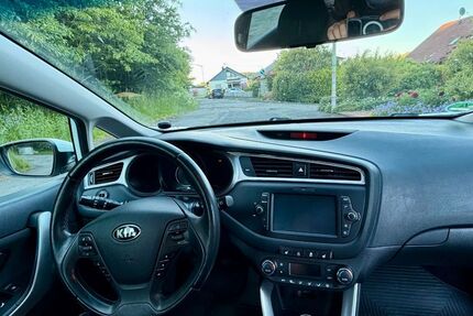 Kia ceed / Ceed 68.500 km 11.400 &euro; Netphen 57250