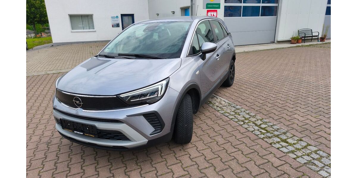 Opel Crossland (X) 43.577 km 13.900 &euro; Olbernhau 09526
