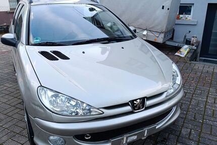 Peugeot 206 121.312 km 3.100 &euro; Ottweiler 66564