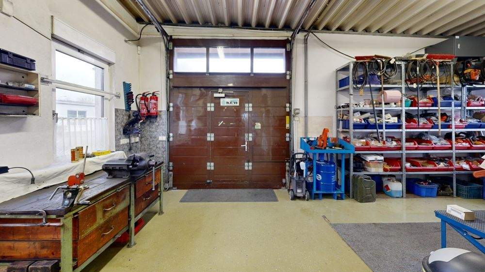 Gewerbeobjekt Petersberg Gewerbegebiet - 190.000&euro; | Angebot:25802123