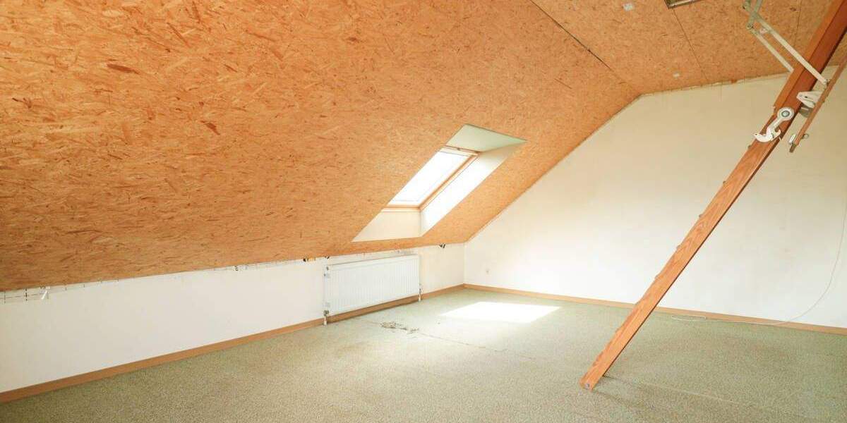 Handwerker gesucht: geräumiges Haus auf Erbpacht 6 zimmer