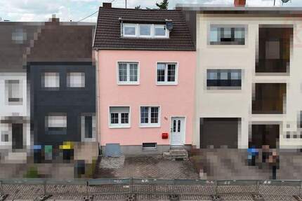 Direktbezug! Charmantes Reihenmittelhaus in bestem Zustand mit Garten & Terrasse 4 zimmer