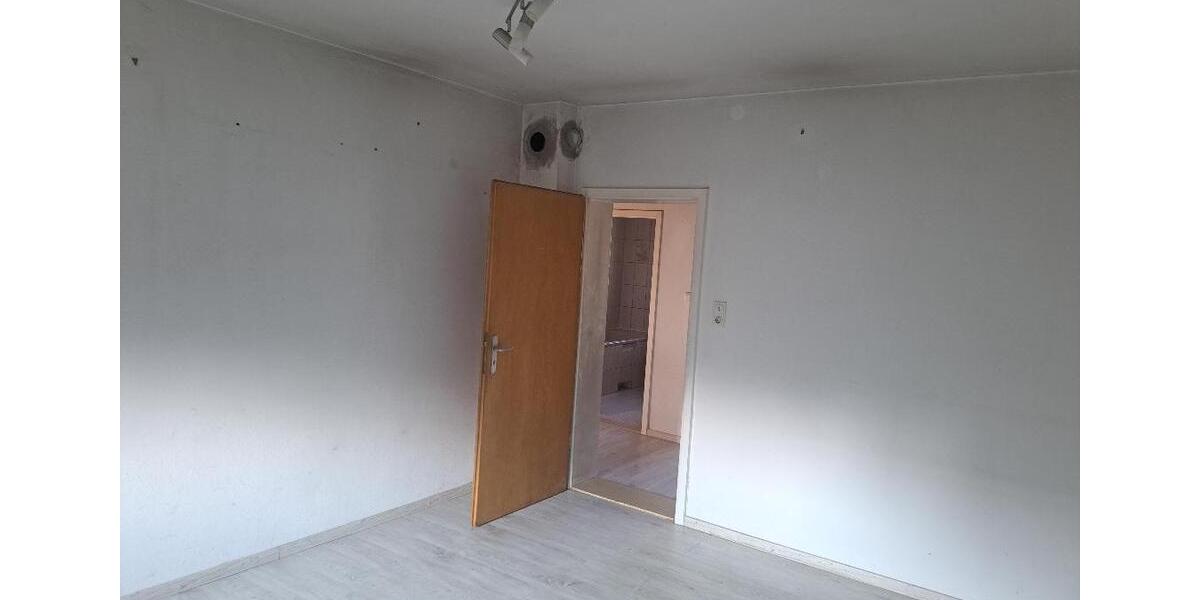 Einfamilienhaus Kümmersbruck - 7 Zimmer, 128 m&sup2;, 310.000&euro; | Angebot:26943307