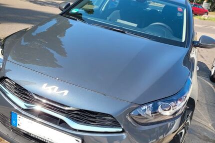 Kia ceed / Ceed 15.115 km 22.999 &euro; Ramberg 76857