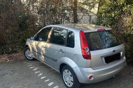 Ford Fiesta 108.000 km 3.498 &euro; Berlin 14169