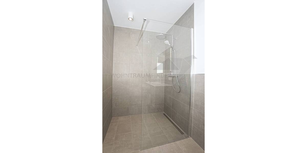 Doppelhaushälfte Chemnitz Rabenstein - 4 Zimmer, 134 m&sup2;, 1.950&euro; | Angebot:26141127