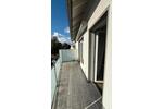 Helle 3 Zimmer-WohnungHaushälfte 1.OG zum 01.10.25 + Balkon