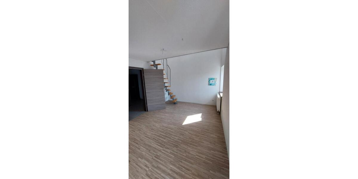 Maisonettenwohnung Radolfzell am Bodensee - 4.5 Zimmer, 172 m&sup2;, 1.400&euro; | Angebot:26310136