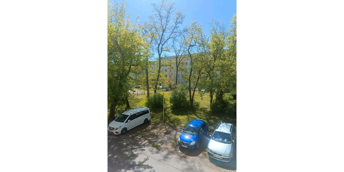 Etagenwohnung Eisenhüttenstadt - 1 Zimmer, 25 m&sup2;, 324&euro; | Angebot:25441086