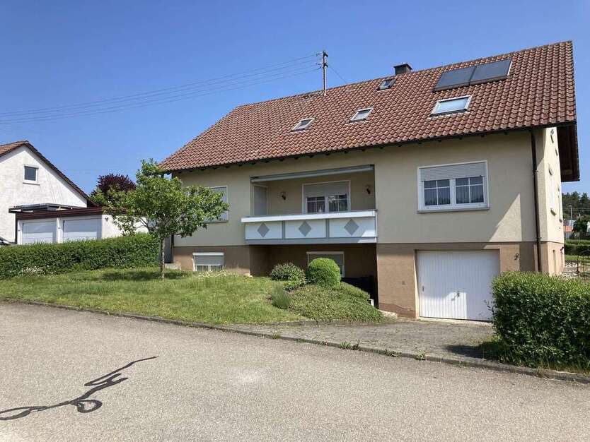 Haus zum Kaufen in Böttingen 385.000 € 251 m²