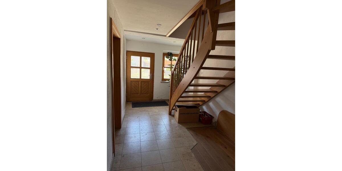 Einfamilienhaus Haag in Oberbayern - 7 Zimmer, 180 m&sup2;, 450.000&euro; | Angebot:27005541